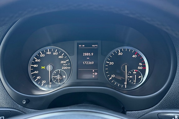 Mercedes-Benz Vito 10 of 15