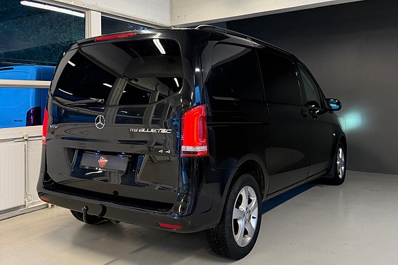 Mercedes-Benz Vito 4 of 15