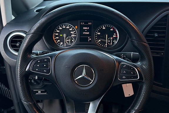 Mercedes-Benz Vito 9 of 15