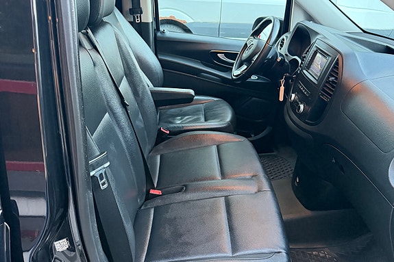 Mercedes-Benz Vito 13 of 15