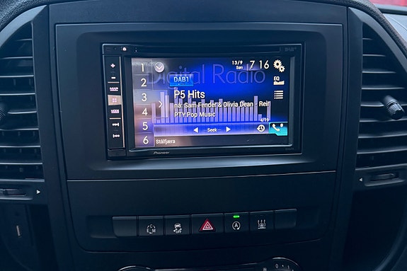 Mercedes-Benz Vito 11 of 15
