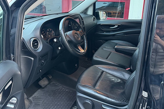 Mercedes-Benz Vito 7 of 15