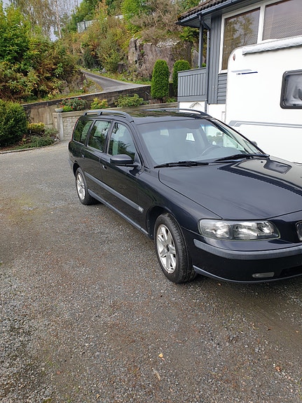 Volvo V70 11 of 14