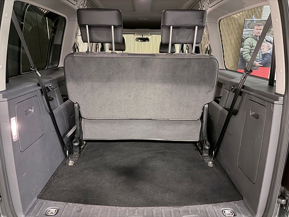 Volkswagen Caddy Maxi 20 of 29