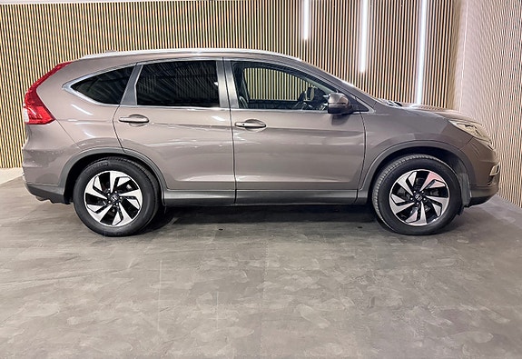 Honda CR-V 9 of 30
