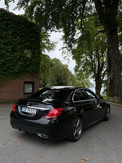 Mercedes-Benz C180 7 of 24