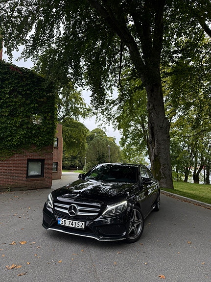 Mercedes-Benz C180 8 of 24