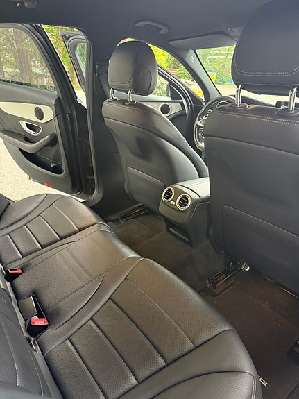 Mercedes-Benz C180 18 of 24