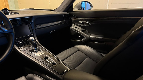 Porsche 911 Turbo S 20 of 30