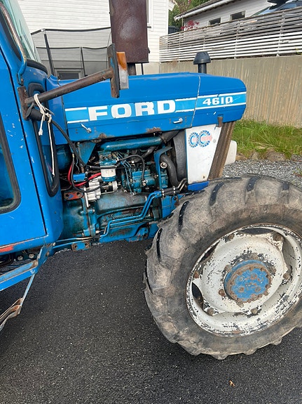 Ford 4610 4 of 8
