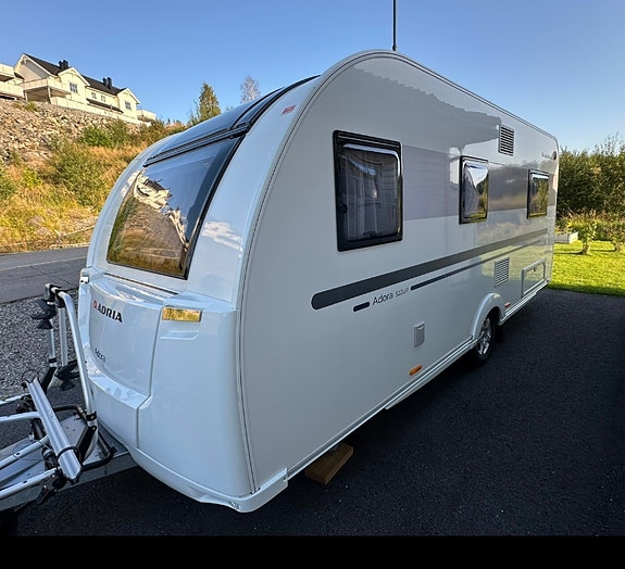 Adria 522 UP, Aldevarme, gulvvarme,ubrukte piggdekk på alufelg 10 of 26