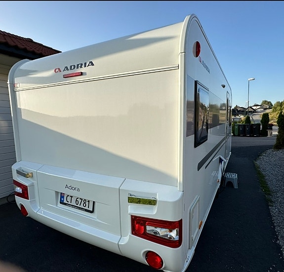 Adria 522 UP, Aldevarme, gulvvarme,ubrukte piggdekk på alufelg 7 of 26