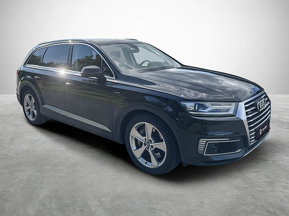 Audi Q7 6 of 16