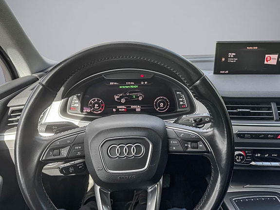 Audi Q7 8 of 16