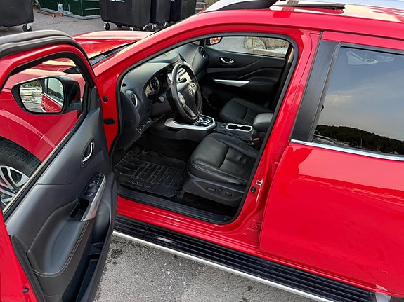 Nissan Navara 9 of 30