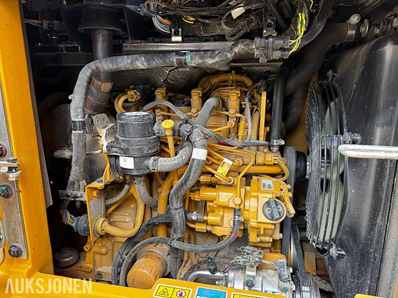 Cat 305 CR 25 of 30