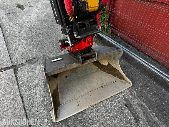 Cat 305 CR 10 of 30
