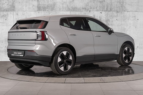 Volvo EX30 7 of 30