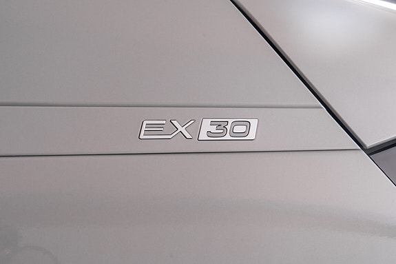 Volvo EX30 13 of 30
