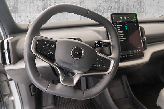 Volvo EX30 18 of 30