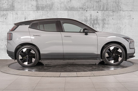 Volvo EX30 8 of 30
