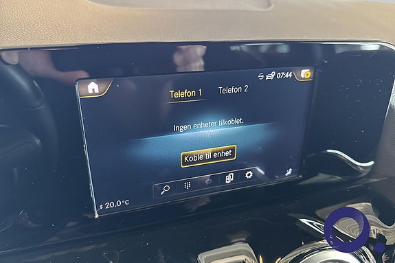 Mercedes-Benz EQA300 21 of 26