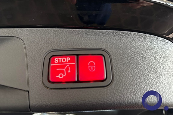 Mercedes-Benz EQA300 25 of 26