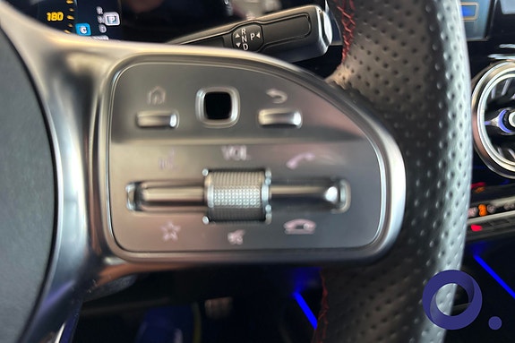 Mercedes-Benz EQA300 24 of 26