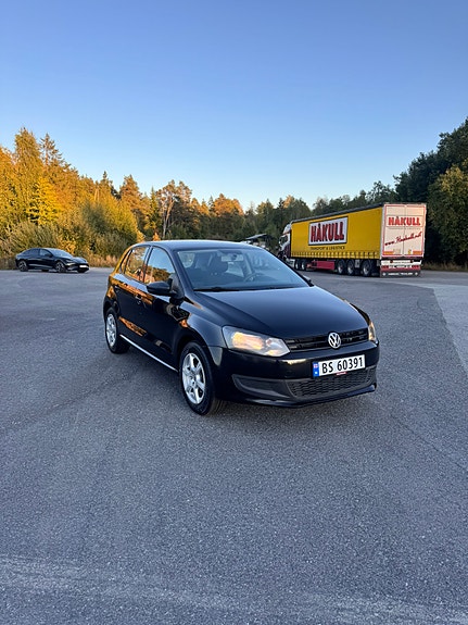 Volkswagen Polo 2 of 20