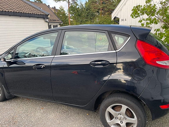 Ford Fiesta 3 of 19