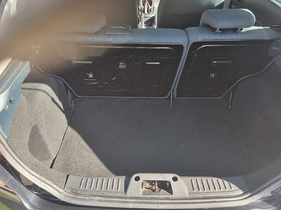 Ford Fiesta 16 of 19