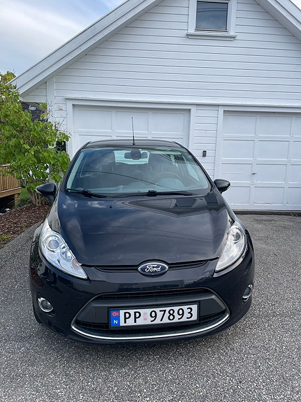 Ford Fiesta 2 of 19