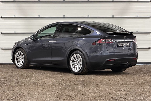 Tesla Model X 4 of 30