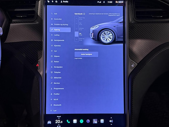 Tesla Model X 27 of 30