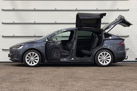 Tesla Model X 6 of 30