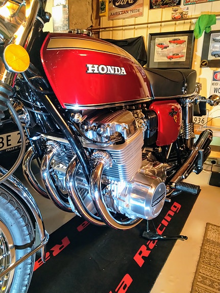 Honda CB 750 4 of 30