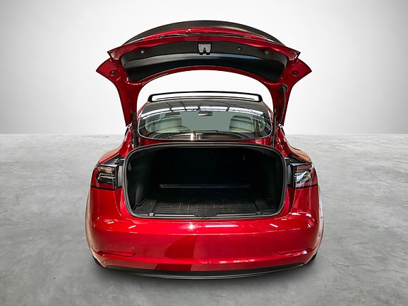 Tesla Model 3 30 of 30