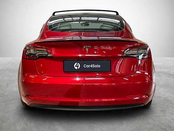 Tesla Model 3 4 of 30