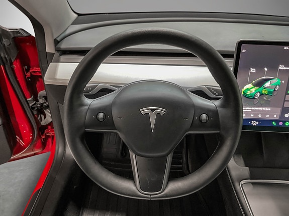 Tesla Model 3 15 of 30