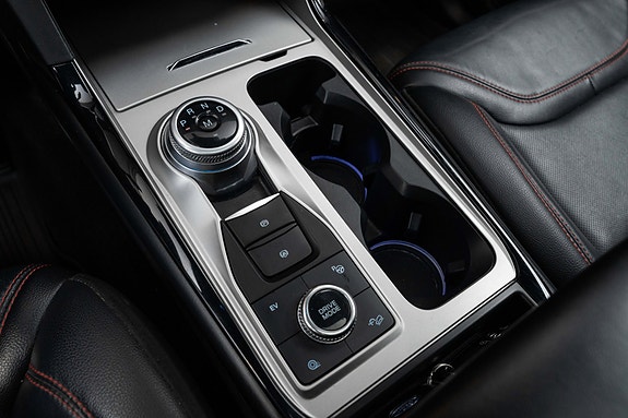 Ford Explorer 15 of 30