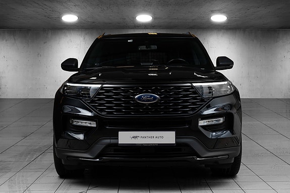 Ford Explorer 3 of 30