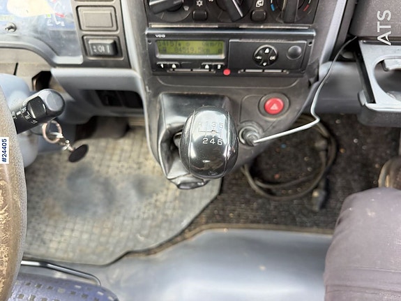 Mitsubishi Fuso 7C18 planbil m/ ny AdBlue pumpe, Vinsj, 2 sett dekk og lav km stand! 25 of 30