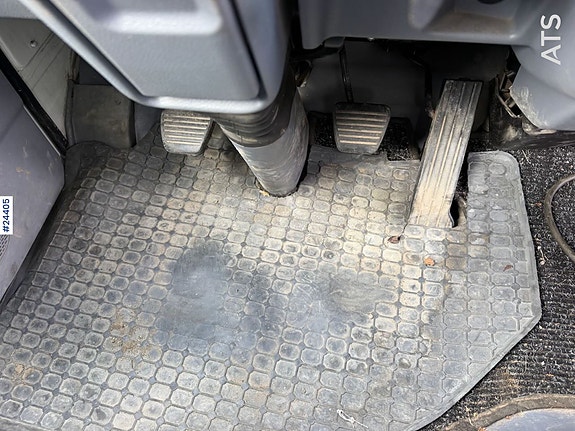 Mitsubishi Fuso 7C18 planbil m/ ny AdBlue pumpe, Vinsj, 2 sett dekk og lav km stand! 24 of 30
