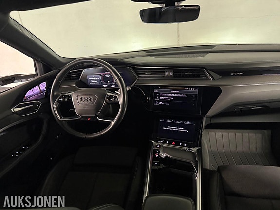 Audi e-tron 14 of 30