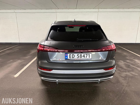 Audi e-tron 6 of 30