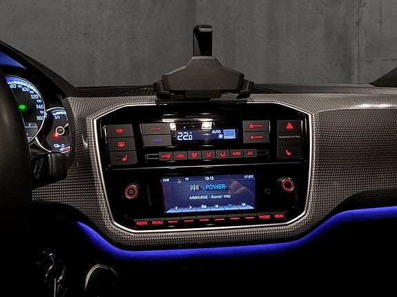 Volkswagen UP! 24 of 26