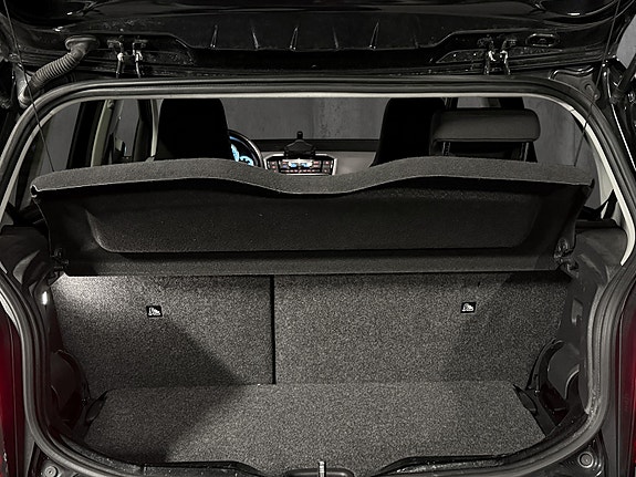 Volkswagen UP! 26 of 26