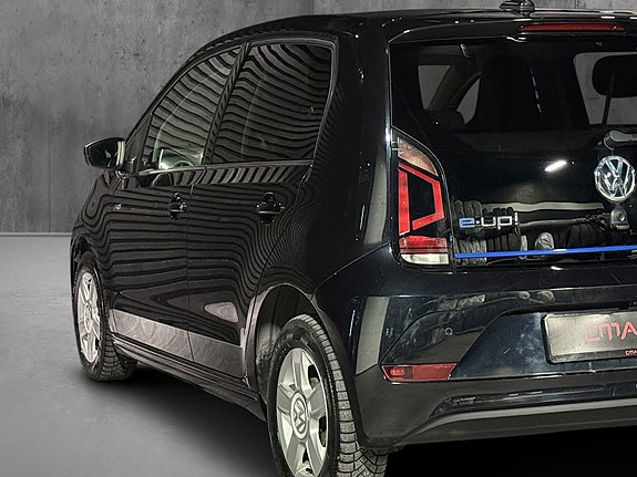 Volkswagen UP! 12 of 26