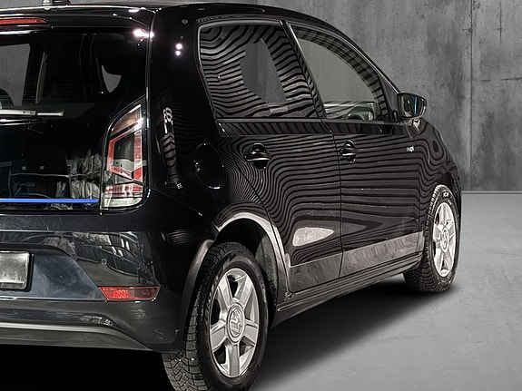 Volkswagen UP! 11 of 26
