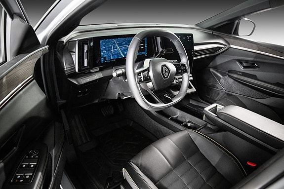 Renault Megane E-Tech 20 of 26